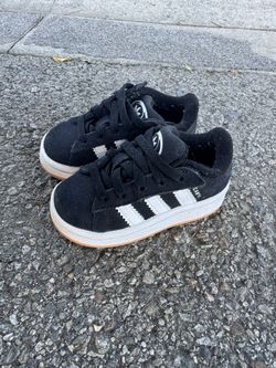 toddler Adidas campus