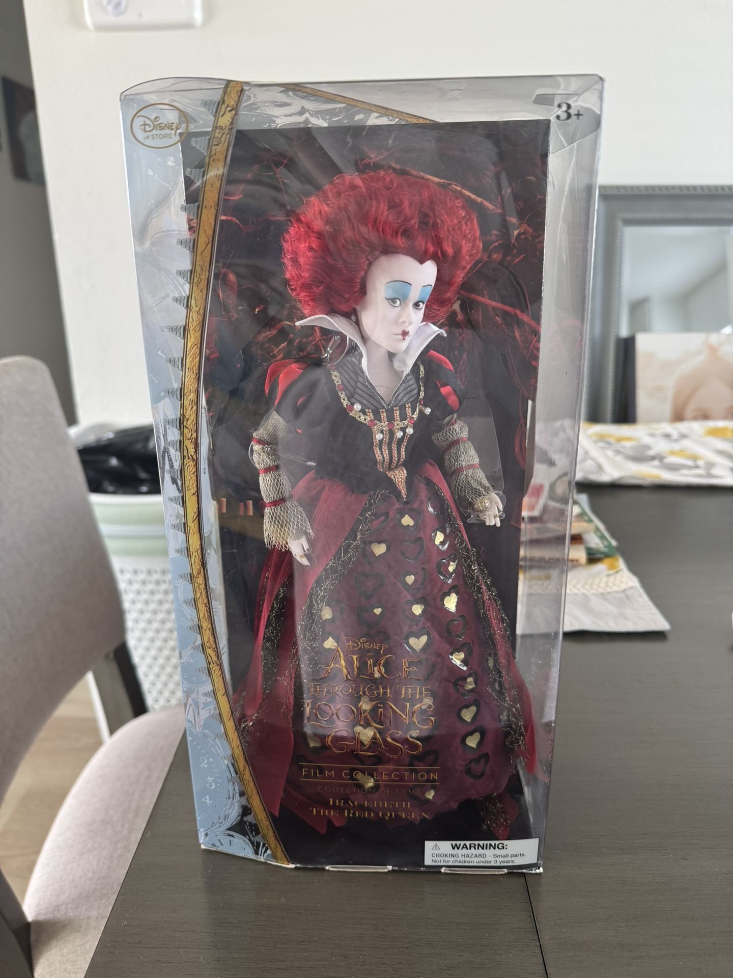 Queen of hearts, collectible, doll