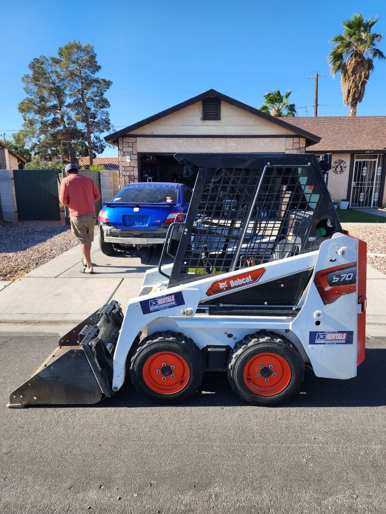 Bobcat S70 36" Wide Bucket