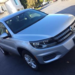 2012 Volkswagen Tiguan