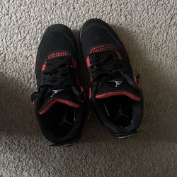Red Thunder 4s Size 11