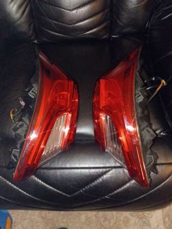 Honda tail lights for a 2021 Honda Accord
