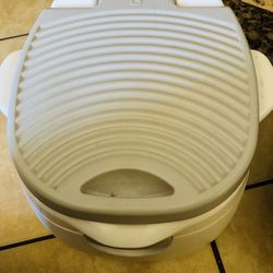 MUNCHIKIN BAÑITO LIKE NEW PERFECT CONDITION 