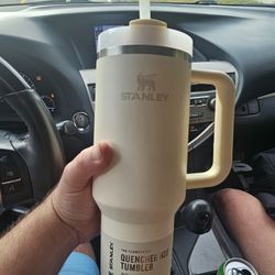 Stanley H2.0 40 OZ TUMBLER