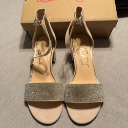 Women’s Dressy Sandals With Sparkles