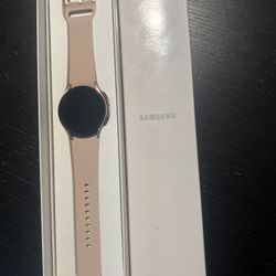 New Samsung Galaxy Watch 4 SM-R865U  40mm LTE 4G Unlocked Watch Pink Gold