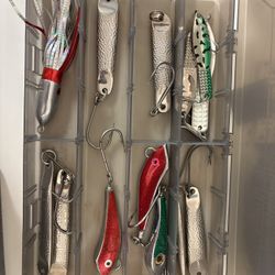 Long Range Fishing Tackle Box – Wahoo Jigs