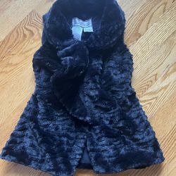 Girls Faux Fur Vast Size 4T