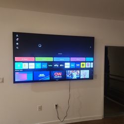 76 ' LG SMART  TV