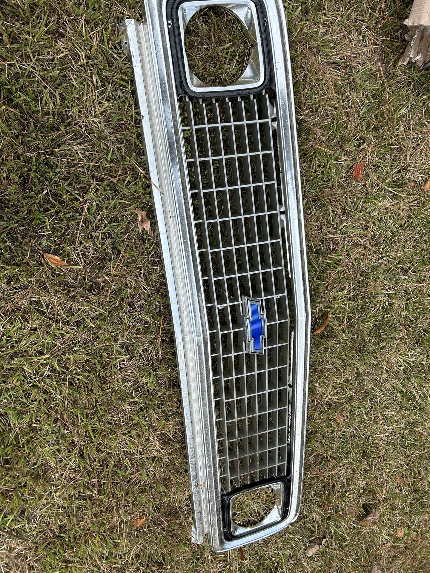 Chevrolet Pick Up Truck Front Grill