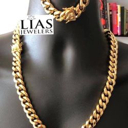 New 18k Yellow Gold Cuban Link Chain And Bracelet 