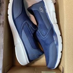 Sketchers Shoes Men’s 9.5