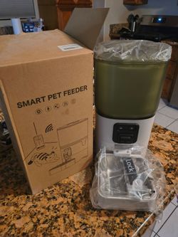 Pet Feeder