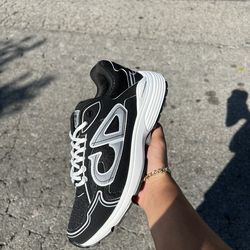 Dior B30