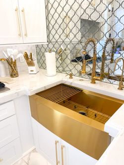 Gold Sink & Fixtures