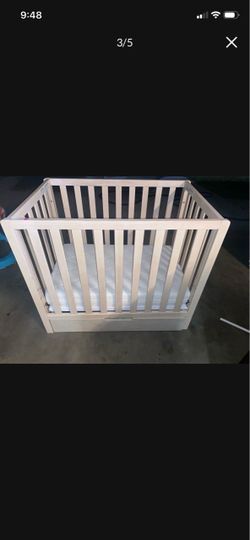 Baby crib