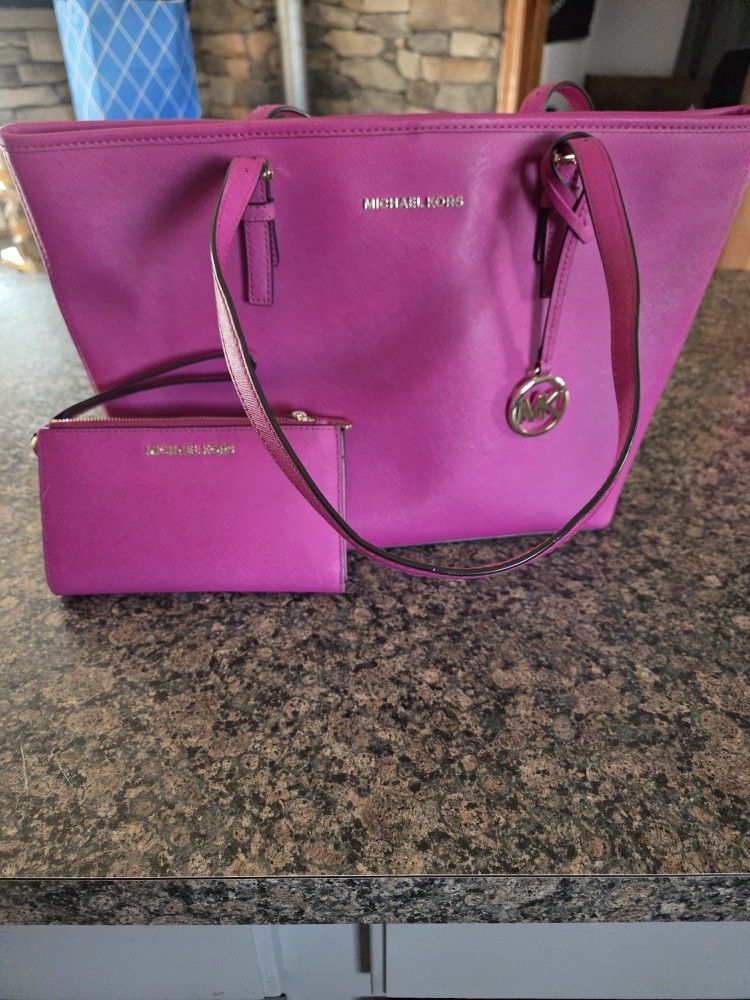 Michael Kors Purse