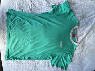 Supreme tshirt