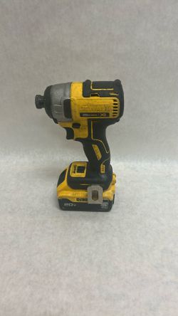 Dewalt, Dc F887 Quarter Inch Impact With 5AH battery