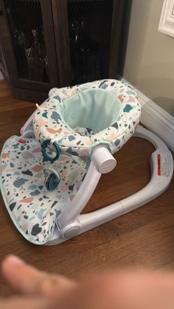 FREE fisher price portable Baby chair floor seat sit-me-up