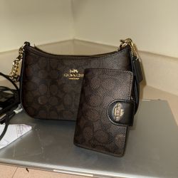 Authentic COACH Purse + wallet