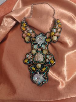 Handmade jewelry photo studio closing sale neckpiece