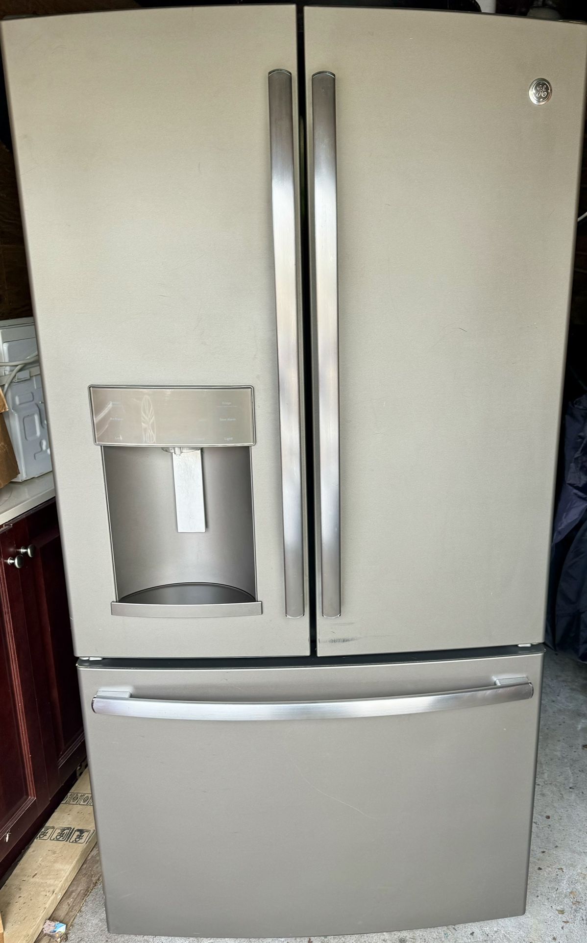 GE Refrigerator /dishwasher