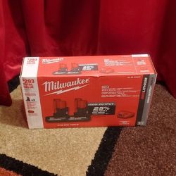 Brand New Unopened Milwaukee M12 2x 5 Ah High Output Starter Kit
