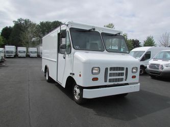 2016 Ford E-350 Stripped