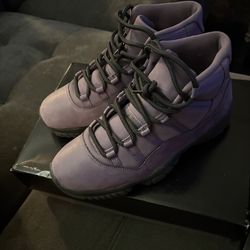 Mojave 11s size 11/9