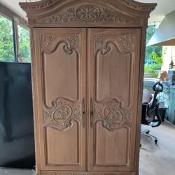 TV Entertainment Center 