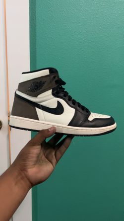 Jordan 1 Mocha 