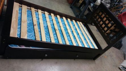 Twin Trundle Bed