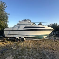 1988 Carver Yacht Boat 