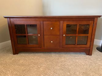 TV Stand/Entertainment Cabinet