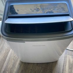 Air Conditioner By Frigidaire 