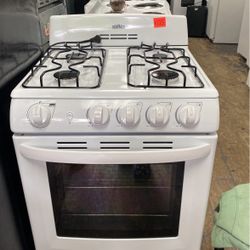 Summit 24 Inch, Gas Stove (white)