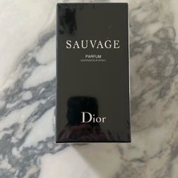 Brand new Dior Sauvage cologne 