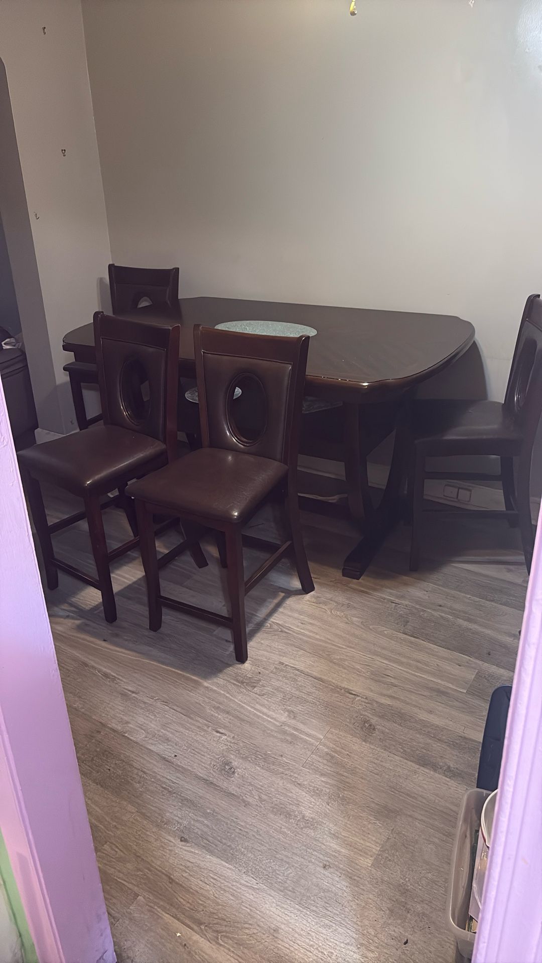 Table Sit
