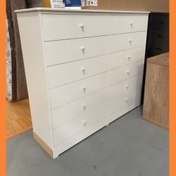 12 drawers dresser / Twelve drawers dresser / Cajonera / Comoda