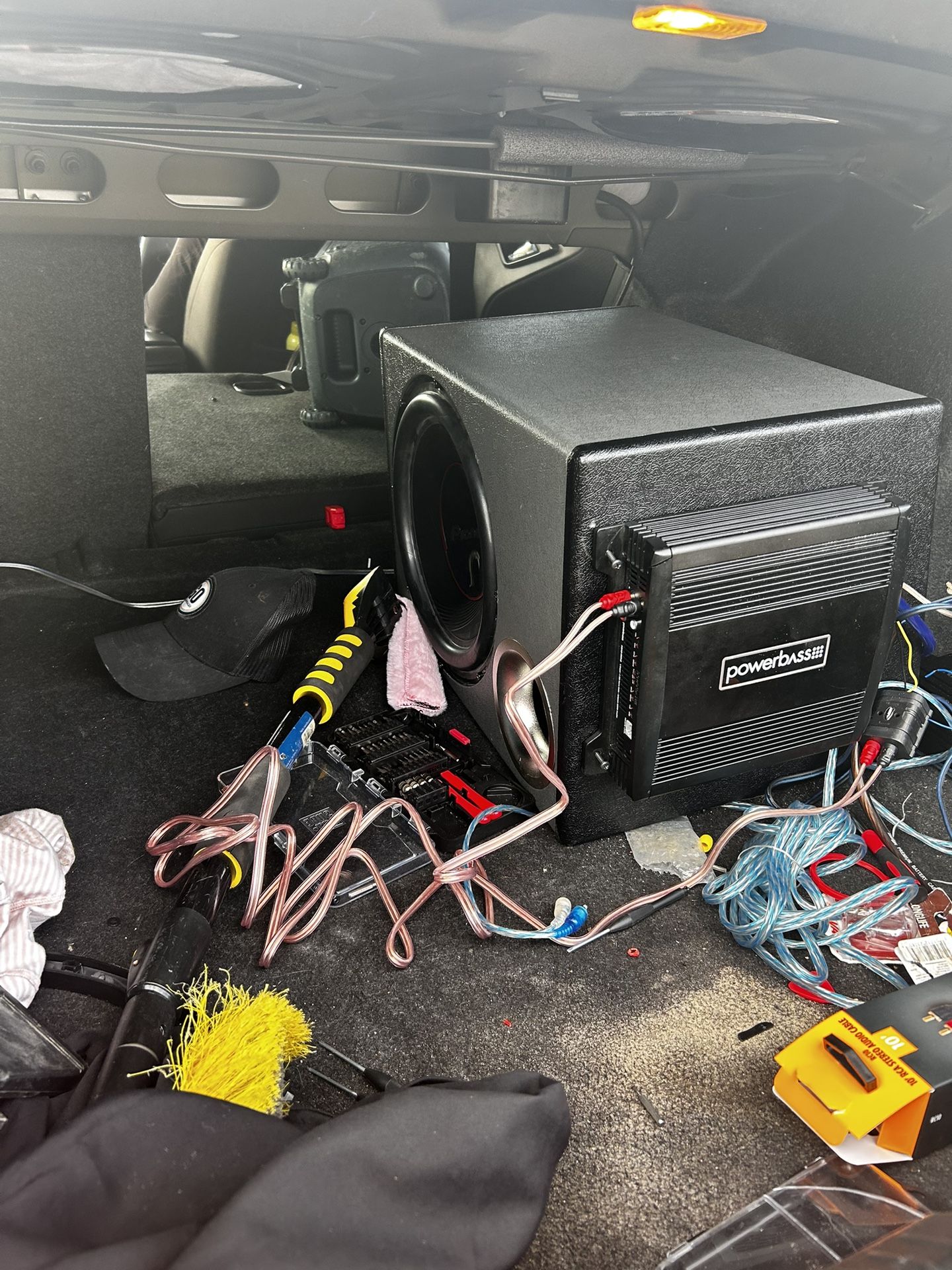 1400W 12” Sub