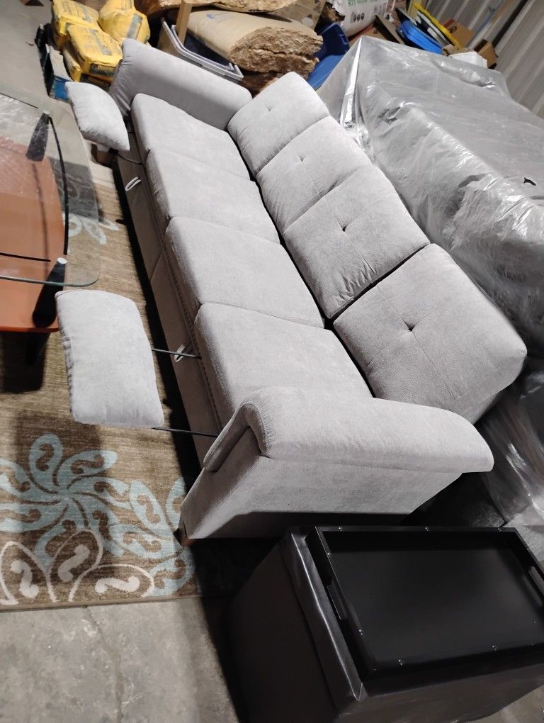 Long Sofá For Seat And More.