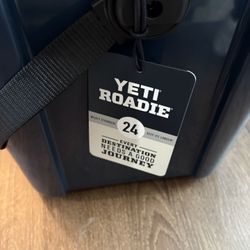 Brand New YETI Cooler 24 Blue 