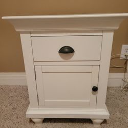 Larger Size Nice Quality White Nightstand