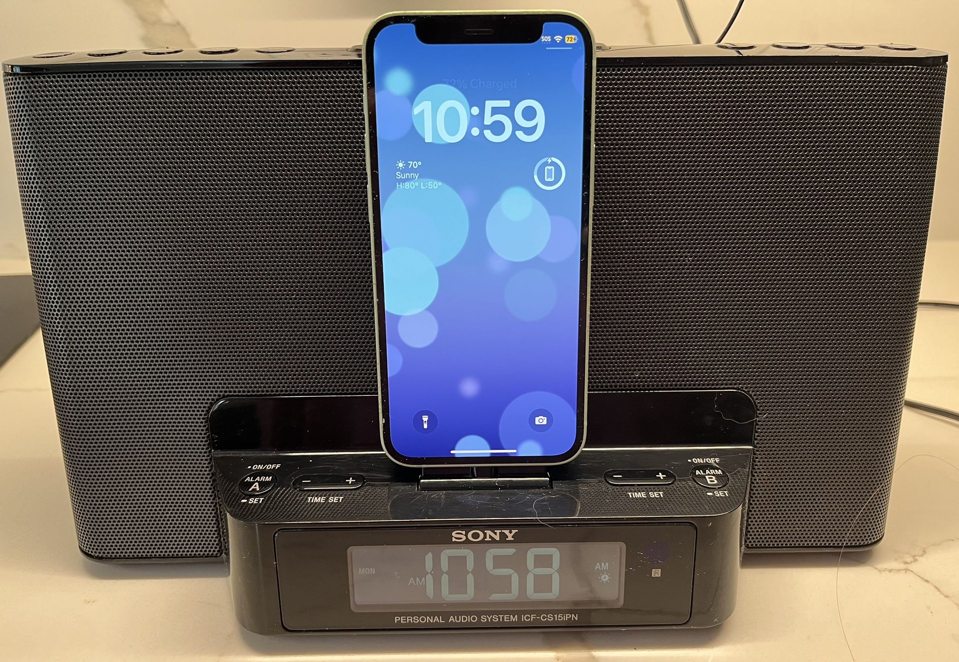 Sony Personal Audio System ICF-CS15iPN dream machine iPhone dock charger clock alarm FM radio