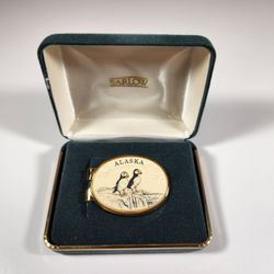 VINTAGE BARLOW ALASKA HORNED PUFFIN MONEY CLIP WITH CASE