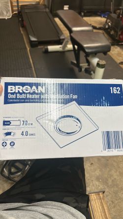 Broan one bulb heater with ventilation fan