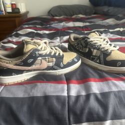 Travis Scott Dunks