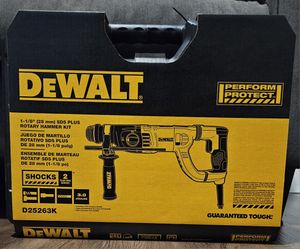 DEWALT 1 - 1/8" SDS PLUS ROTARY HAMMER KIT 