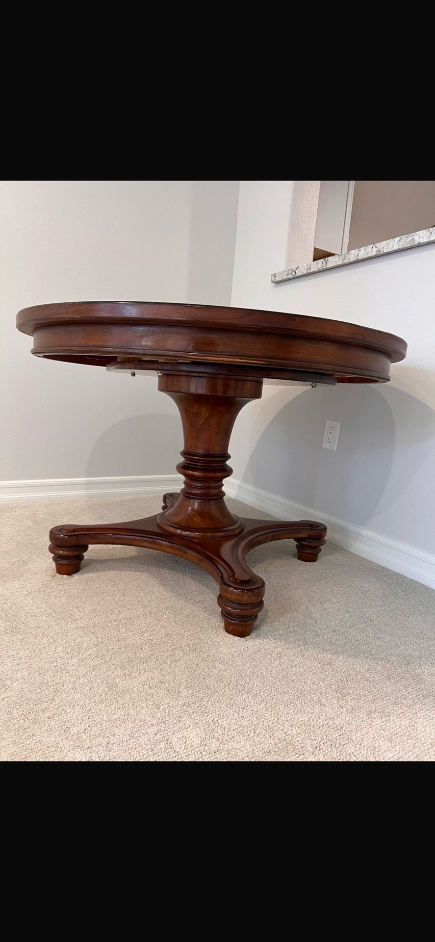 Round Kitchen Dining Table Beautiful Vintage 